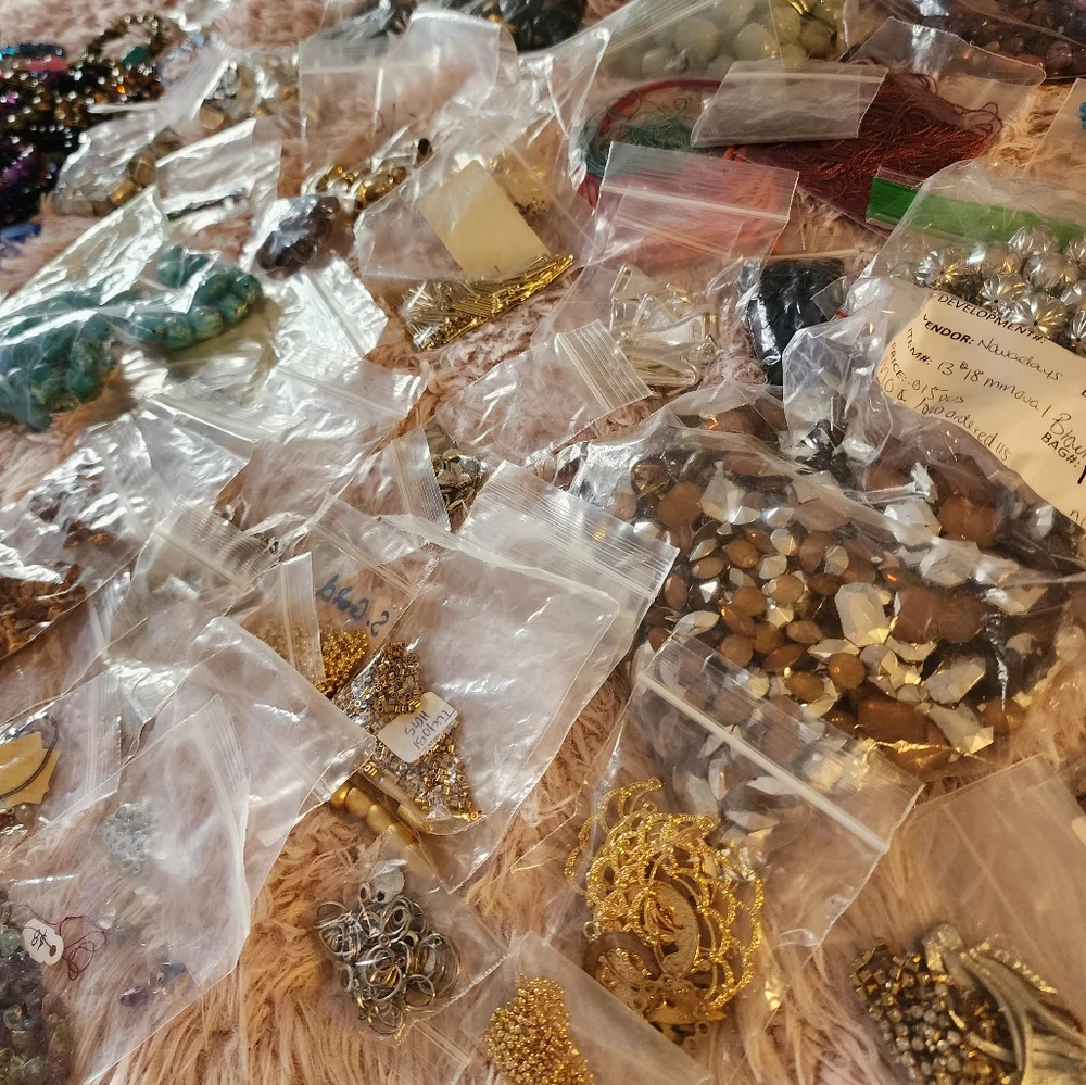 Mixture of Jewelry Making Supplies - Picture 9 of 12